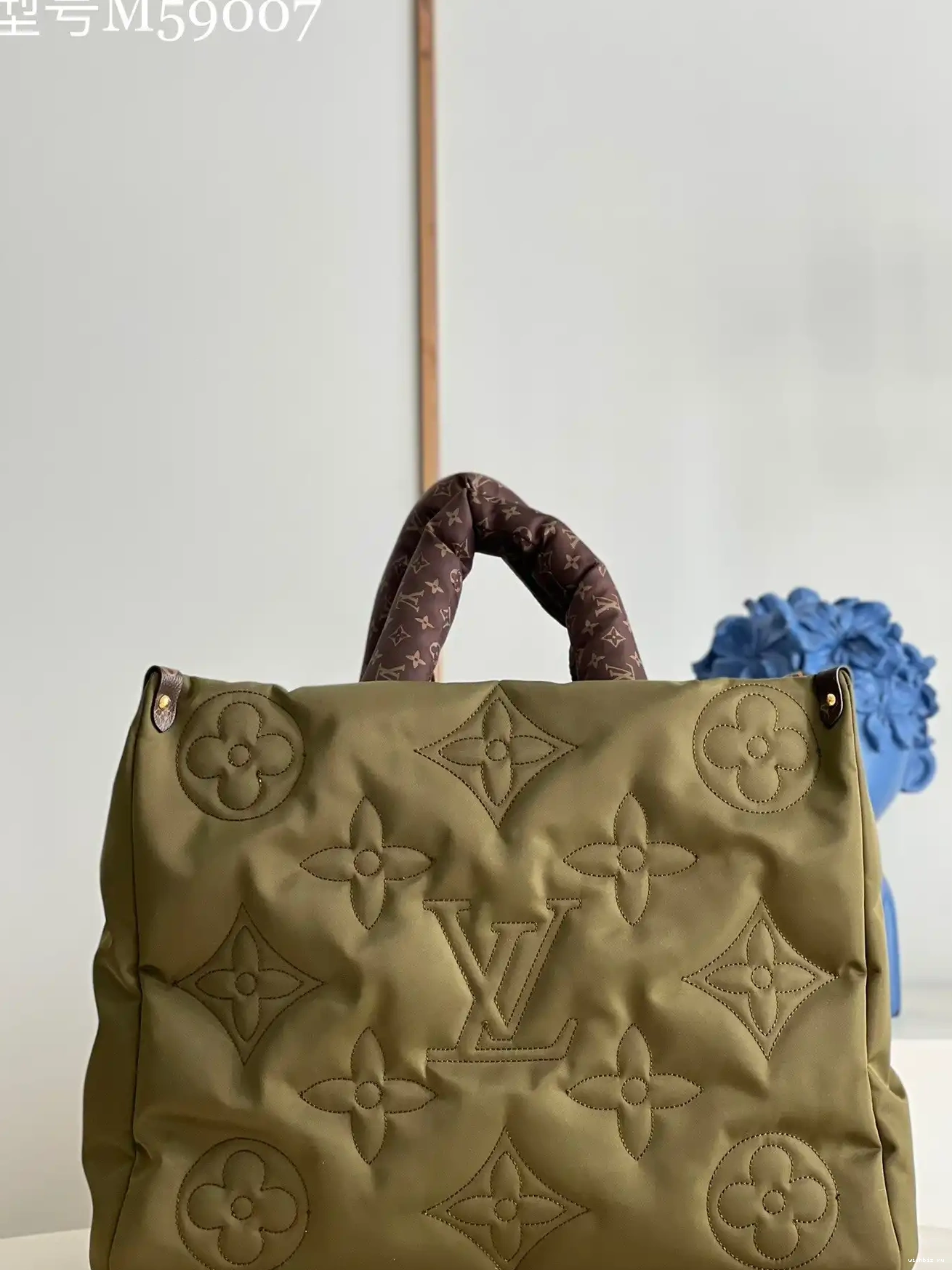 WIS ONTHEGO VUITTON GM LOUIS 0602